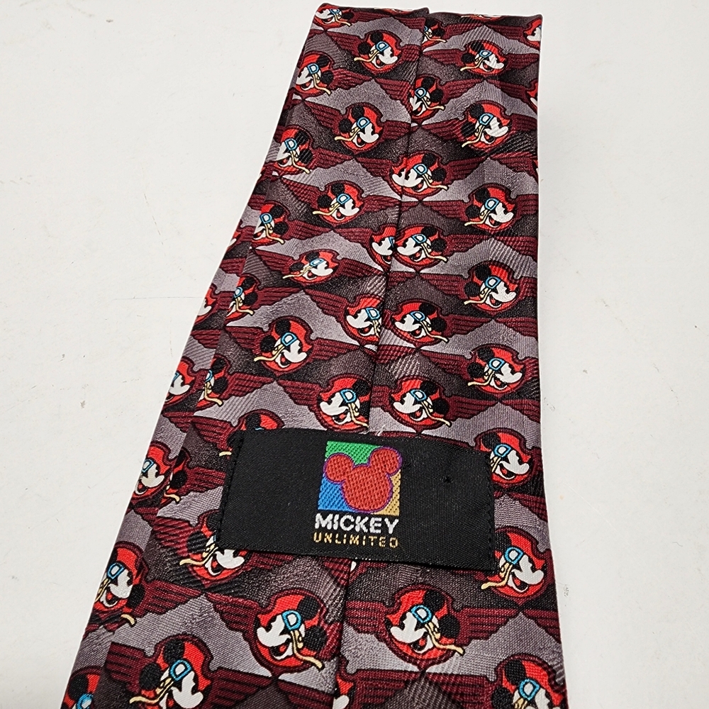MICKEY AND CO MENS TIE BURGUNDY RED GRAY WITH MICKEY MOUSE 3.5X59